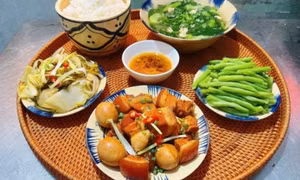 Một bữa ăn nên kéo dài bao lâu?