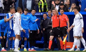 Cú hích Mbappe