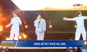 Ca sĩ Sơn Tùng M-TP cháy hết mình trên sân khấu Sky Wave Hạ Long 