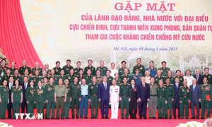 Gặp mặt cựu chiến binh, cựu thanh niên xung phong và các lực lượng tham gia kháng chiến chống Mỹ cứu nước