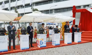 Nhà vua Vương quốc Bỉ dự lễ khai trương Tổ hợp văn phòng Dịch vụ KCN Bắc Tiền Phong