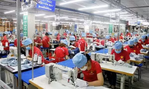 Tăng tốc xuất khẩu dệt may