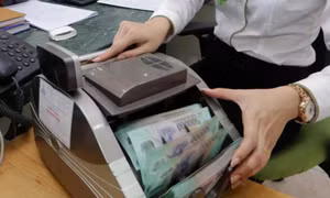 Lãi suất ngân hàng ngày 14/4: Những ngân hàng nào áp dụng mức lãi suất đặc biệt?
