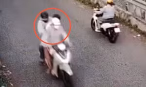 Bắt được nhóm cướp giật tài sản trên đường ở Kiên Giang