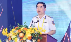 Thủ tướng Chính phủ bổ nhiệm nhân sự Bộ Quốc phòng và Trợ lý Phó Thủ tướng