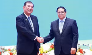 Thủ tướng Nhật Bản kết thúc tốt đẹp chuyến thăm chính thức Việt Nam