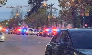 Canada: Ô-tô lao vào đám đông lễ hội đường phố ở Vancouver, nhiều người thiệt mạng