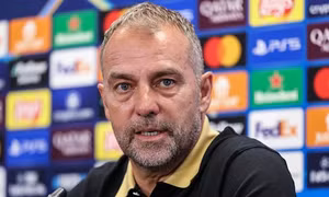 Hansi Flick lên tiếng về việc gia hạn với Barca