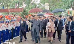 Điện chia buồn nguyên Chủ tịch Đảng, nguyên Chủ tịch nước Lào Khamtay Siphandone từ trần