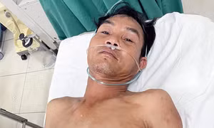 Thanh niên truy sát 3 người nhà bạn gái trong cuộc nhậu