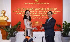 Chủ tịch Quốc hội Vương Đình Huệ kết thúc tốt đẹp chuyến tham dự WCSP5 tại Áo
