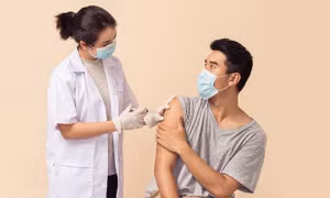 Điều cần biết sau khi tiêm vắc xin Covid-19