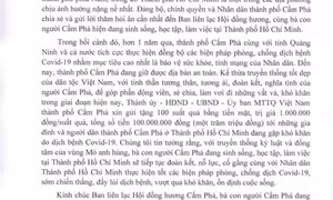 TP Cẩm Phả tặng 100 triệu đồng cho bà con đồng hương tại TP Hồ Chí Minh