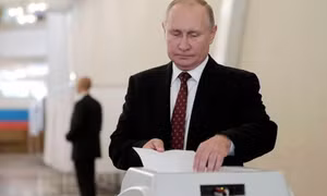 Bầu Hạ viện Nga: 260.000 người bỏ phiếu sớm, Tổng thống Putin thực hiện trực tuyến vì lý do đặc biệt