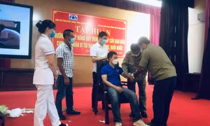 Đẩy mạnh tuyên truyền Luật giao thông cho bà con miền núi 