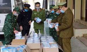 Quản lý chặt việc cấp phép sản xuất và xuất, nhập khẩu trang thiết bị phòng dịch