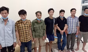 Nhóm nghiện ma túy cắt trộm hàng tấn dây cáp điện