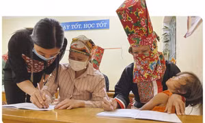 Những lớp học trong đêm