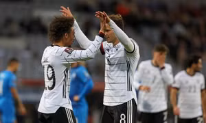 Đức đè bẹp Iceland