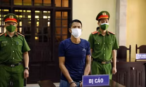 Tấn công Cảnh sát để thông chốt kiểm dịch, lĩnh 33 tháng tù