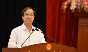 Bộ trưởng GD-ĐT: Mỗi cơ sở giáo dục là một 'pháo đài chống dịch'