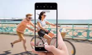 Điều gì khiến Galaxy A52s 5G trở thành siêu phẩm điện thoại tầm trung được giới trẻ săn đón?
