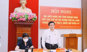 Ủy viên Bộ Chính trị, ĐBQH tỉnh Nguyễn Xuân Thắng tiếp xúc cử tri TP Hạ Long