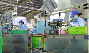 Tháo gỡ vướng mắc về thể chế, giảm phiền hà cho doanh nghiệp và người dân