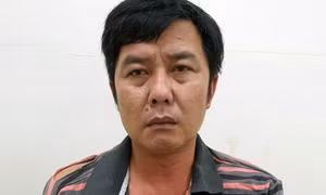 Gã đàn ông say rượu cầm dao đâm đại úy công an ở Cần Thơ