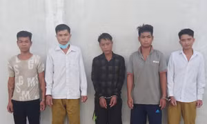 Lợi dụng giãn cách xã hội, xẻ trộm thịt trâu đem bán