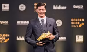 Lewandowski nhận giải Chiếc giày vàng châu Âu