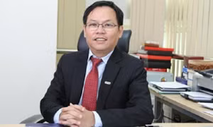 Vợ hờ một cán bộ công an 'bán' tài liệu mật cho cựu Chủ tịch Saigon Co.op