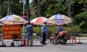 Đình chỉ công tác Bí thư Đảng ủy, Chủ tịch UBND, Trưởng Công an xã
