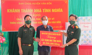 Ban CHQS huyện Vân Đồn: Khánh thành nhà tình nghĩa tặng gia đình thờ cúng Liệt sĩ