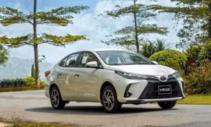 Hưởng ưu đãi khủng, Toyota Vios có giá lăn bánh rẻ giật mình: Hyundai Accent và Honda City vã mồ hôi