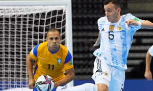 Argentina vào chung kết futsal World Cup 2021
