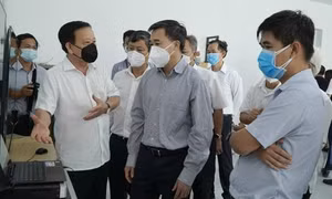 Thứ trưởng Trần Văn Thuấn: Bộ Y tế chưa mua test kháng nguyên nhanh