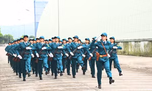 Mỗi bước chân, một khát vọng cống hiến