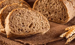 4 lý do nên ăn bánh mì nguyên cám khi giảm cân