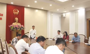 Tiếp tục đẩy mạnh cải cách hành chính, cải thiện môi trường đầu tư kinh doanh