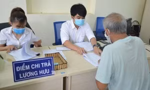 Người không có lương hưu sẽ được hưởng trợ cấp hưu trí xã hội hàng tháng