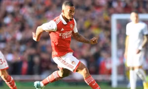 Gabriel Jesus ở rất gần ngày tái xuất