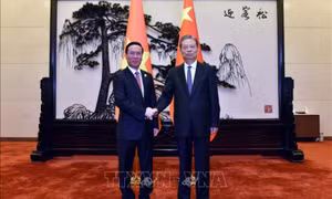 Chủ tịch nước Võ Văn Thưởng hội kiến Ủy viên trưởng Nhân đại toàn quốc Trung Quốc Triệu Lạc Tế