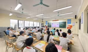 Đề xuất bỏ chức năng thu tiền của Ban đại diện cha mẹ học sinh để chống lạm thu