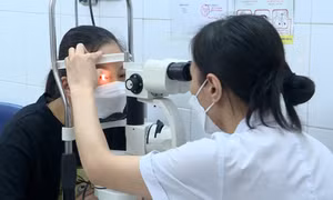 Không để bệnh đau mắt đỏ lây lan rộng