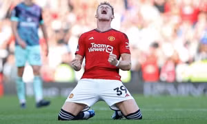 M.U báo giá bán McTominay cho Newcastle