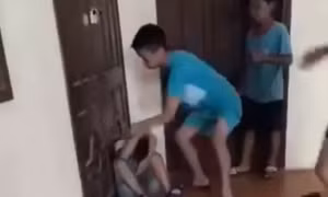 Nam sinh lớp 7 bị đánh hội đồng: Kiểm điểm lãnh đạo xã, trường