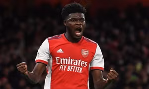 Chia tay Pogba, Juve lên kế hoạch ký gấp tiền vệ Arsenal