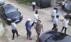 Kiểm điểm phó giám đốc sở nói với dân 'cả gia đình nhà mày chết tao đi tù cũng được'