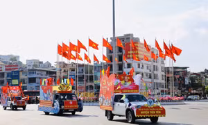 Hội thi xe tuyên truyền cổ động chào mừng 60 năm thành lập tỉnh diễn ra từ 27-28/10